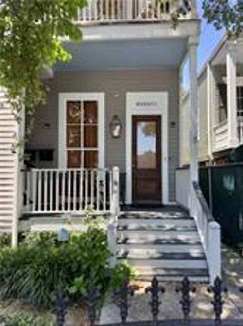 a-4847 Magazine St, New Orleans, LA, 70115-1666 | Card Image