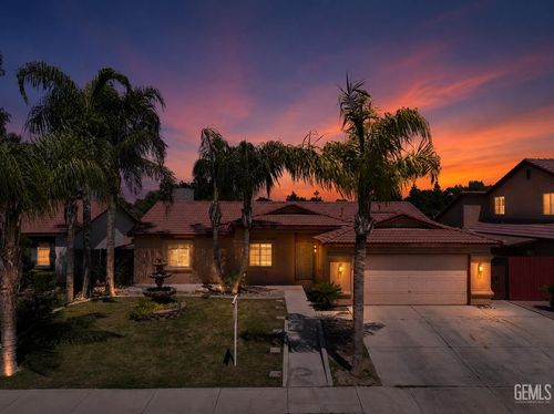 709 Calle Del Sol Street, Bakersfield, CA, 93307 | Card Image