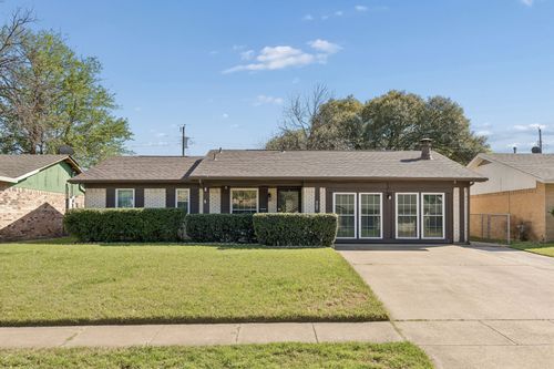 2016 Meadow Lark, Irving, TX, 75060-7311 | Card Image