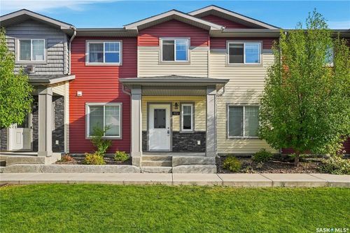 402-3440 Avonhurst Drive, Regina, SK, S4R2E1 | Card Image