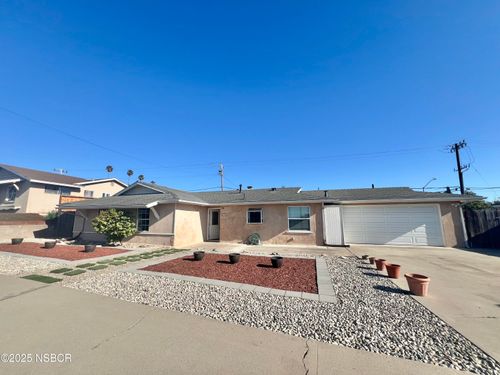 1176 Bauer Ave, Santa Maria, CA, 93455-5132 | Card Image