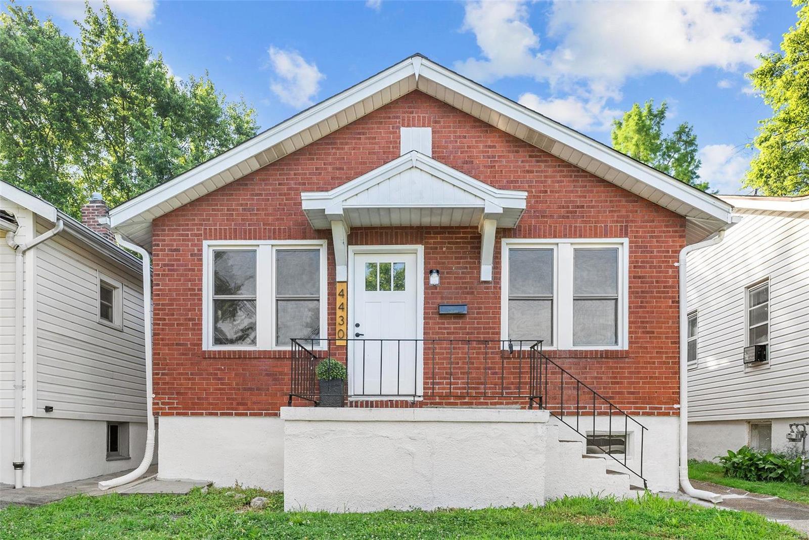 Spring Ave, Saint Louis, MO 63116