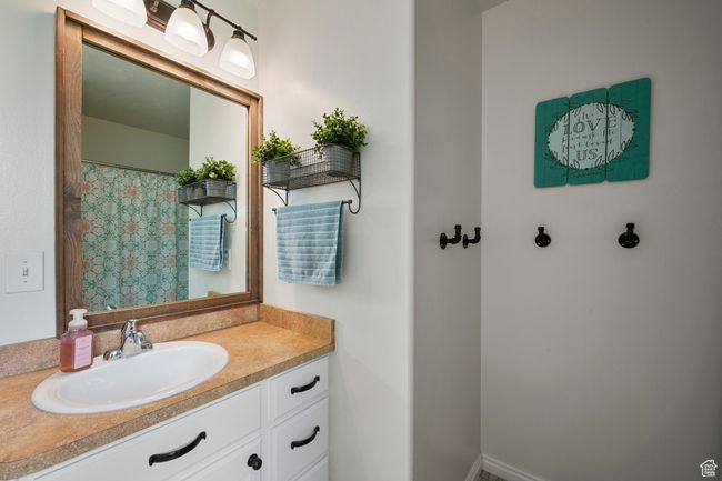 2026 E Ficus Way, House other with 5 bedrooms, 3 bathrooms and 2 parking in Eagle Mountain UT | Image 21