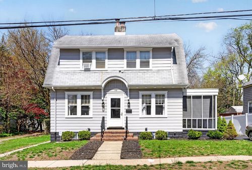 142 High St, Woodbury, NJ, 08096-2304 | Card Image