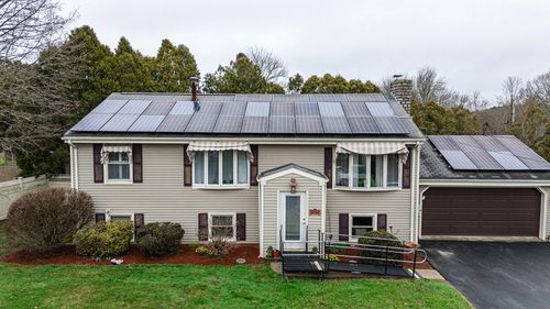 8 Nancy St, Fairhaven, MA, 02719-4819 | Card Image