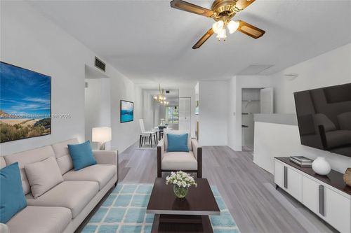 apt-203-313 Gardens Dr, Pompano Beach, FL, 33069-0914 | Card Image