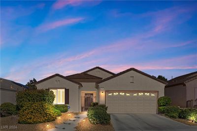 2512 Corvus Street, House other with 2 bedrooms, 2 bathrooms and null parking in Henderson NV | Image 1