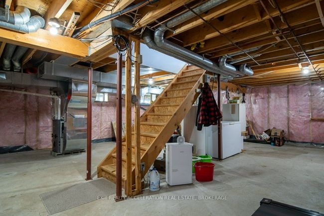 2492 County Rd 41, House other with 3 bedrooms, 2 bathrooms and 6 parking in Roblin ON | Image 21