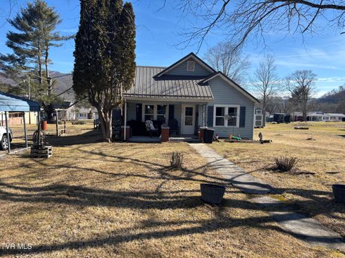 219 Oak St, Mountain City, TN, 37683-1525 | Card Image
