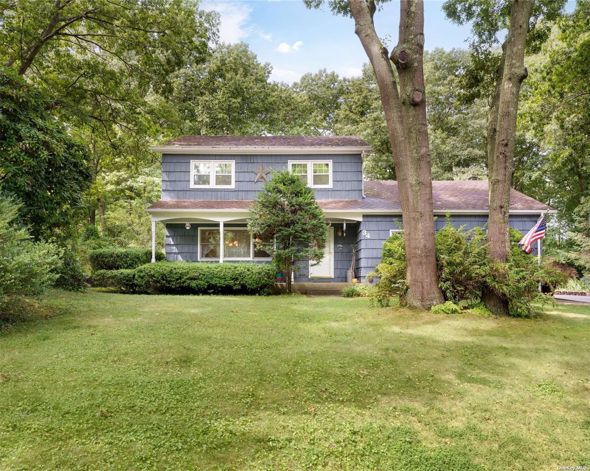 Whitewood Dr, Rocky Point, NY 11778