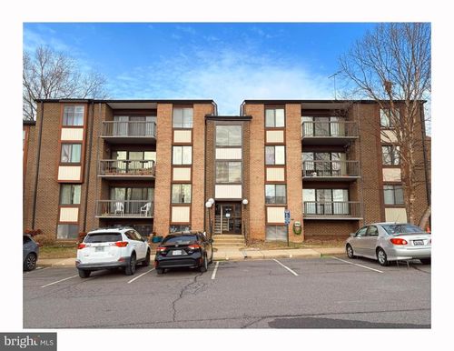 apt-101-9718 Kingsbridge Dr, FAIRFAX, VA, 22031-1685 | Card Image