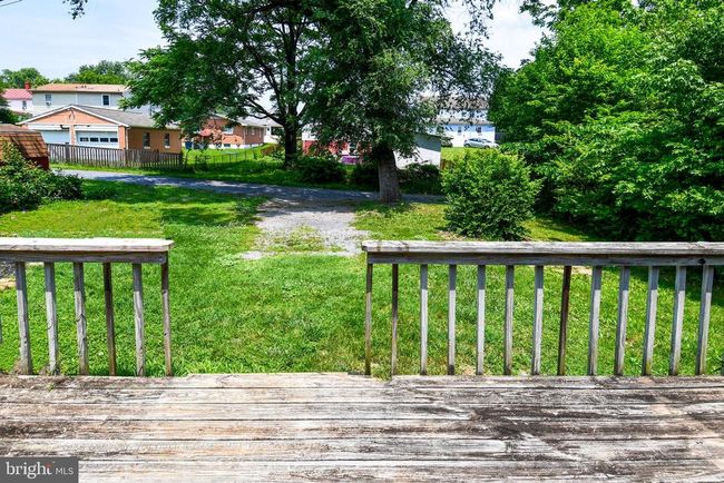 327 W 9 Th St, Townhouse with 3 bedrooms, 2 bathrooms and null parking in FRONT ROYAL VA | Image 25