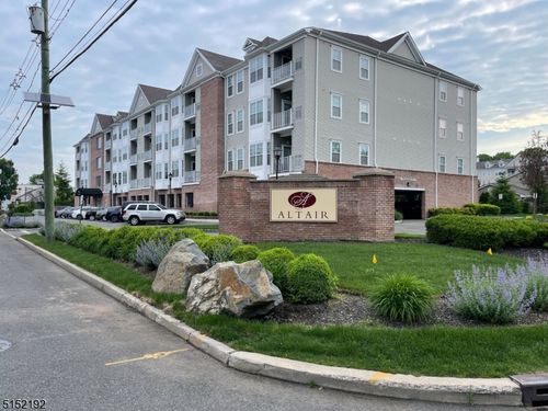 132 Cory Ln, Elmwood Park, NJ, 07407-3228 | Card Image