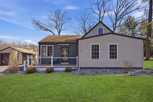 25 Sunset Ave, South Hadley, MA, 01075-2216 | Card Image