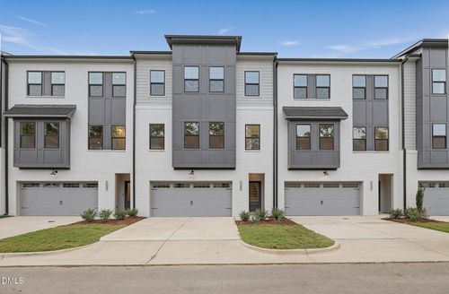 725 Mildred Oaks Ct, Cary, NC, 27519-4437 | Card Image
