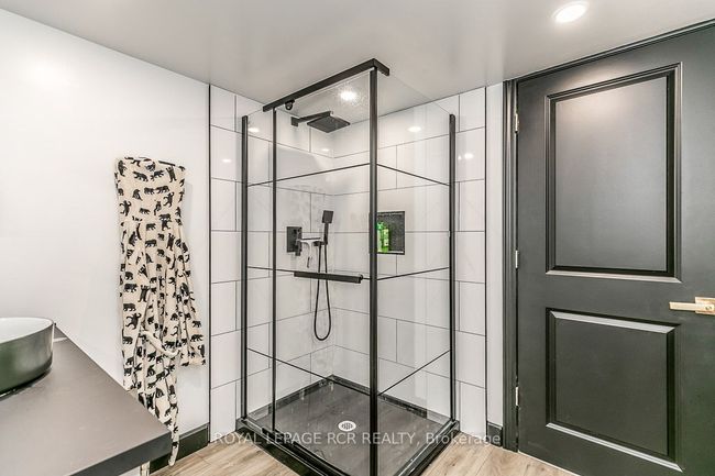 4372 10 Side Road, House other with 4 bedrooms, 4 bathrooms and 10 parking in Bradford West Gwillimbury ON | Image 32