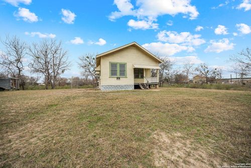 292 Beach Shore Dr, Bandera, TX, 78003-3984 | Card Image