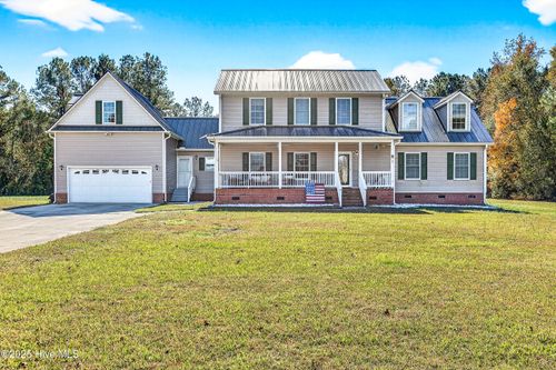 191 Sweet Ln, Richlands, NC, 28574-5311 | Card Image