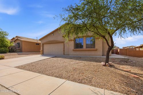3560 W Avenida Sombra, Tucson, AZ, 85746 | Card Image