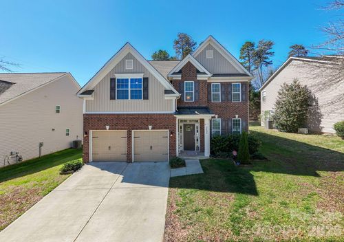 2408 Winding River Dr, Charlotte, NC, 28214-1055 | Card Image
