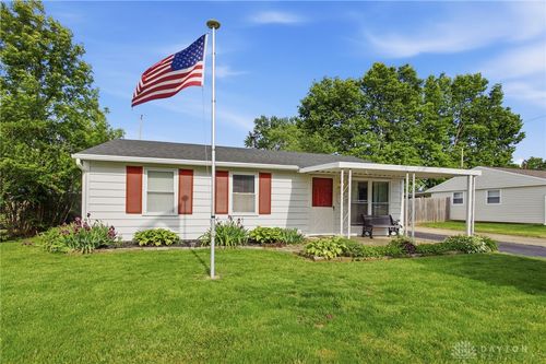 204 Winchester St, New Carlisle, OH, 45344-3025 | Card Image