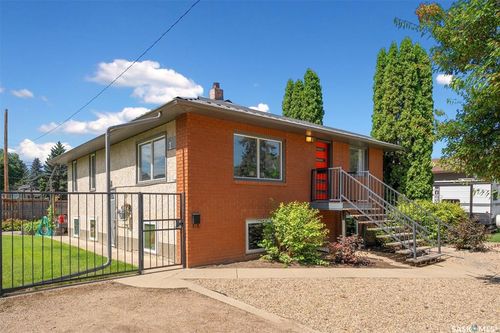 1141 Av L N, Saskatoon, SK, S7L2R9 | Card Image