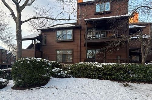 224 Sandcastle Ky, Secaucus, NJ, 07094-2207 | Card Image