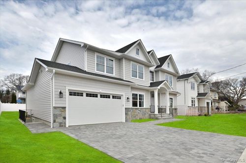 57 Maeder Ave, Merrick, NY, 11566-2321 | Card Image