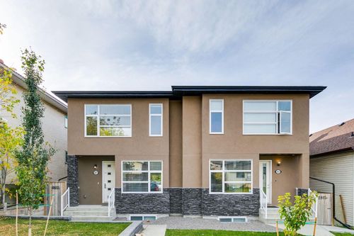 2817 16 Ave Se, Calgary, AB, T2A0M7 | Card Image