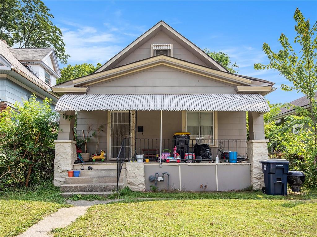 Chestnut Ave, Kansas City, MO 64128