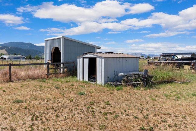 33135 Blackhawk Loop, House other with 2 bedrooms, 1 bathrooms and null parking in Arlee MT | Image 19