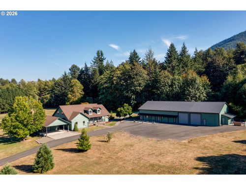 61216 E Highway 26, Sandy, OR, 97055-6769 | Card Image