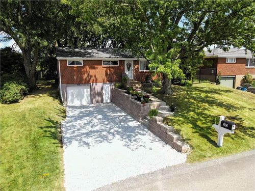 503 Saint Andrews Dr, Greensburg, PA, 15601-6032 | Card Image