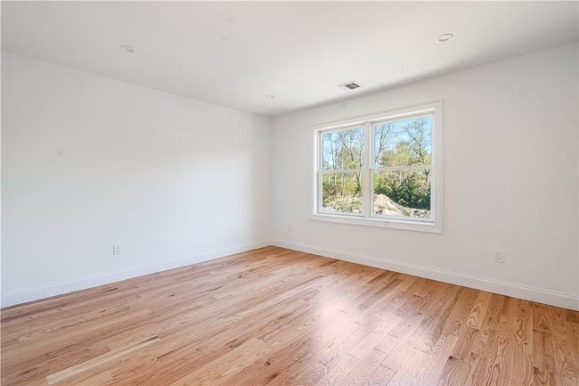 Unit #2: Right side, bedroom #3. | Image 29
