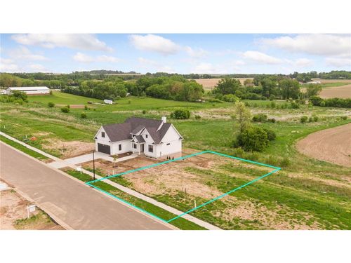 612 Field Point St, ROBERTS, WI, 54023-4100 | Card Image