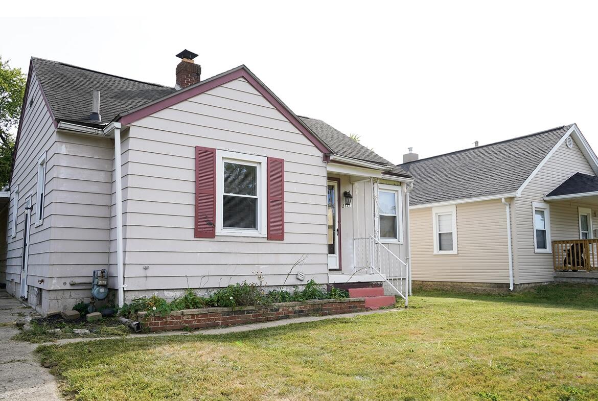 Lexington Ave, Springfield, OH 45505