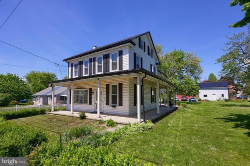 149 W Broad St, SALUNGA, PA, 17538-1123 | Card Image