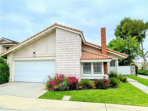 17 Fallbrook, Irvine, CA, 92604-3353 | Card Image