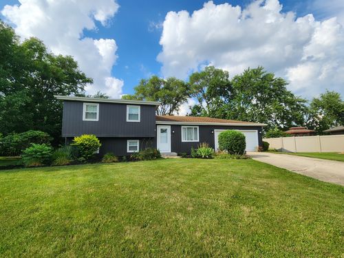 2412 Durness Ct, Crest Hill, IL, 60403-1720 | Card Image