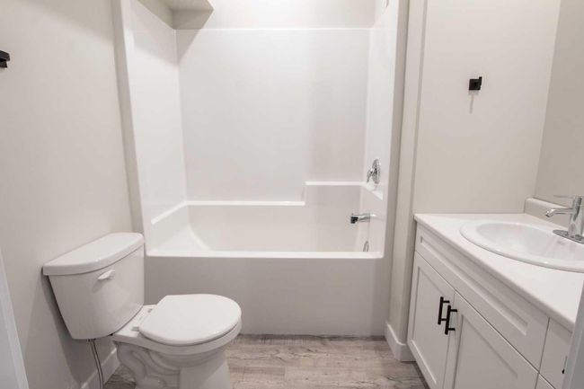 11433 95 Street, Home with 3 bedrooms, 3 bathrooms and 2 parking in Clairmont AB | Image 13