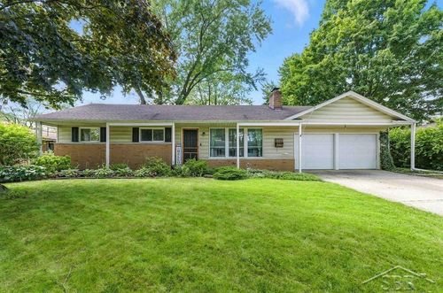 1033 Elmdale Dr, Saginaw, MI, 48602-2961 | Card Image