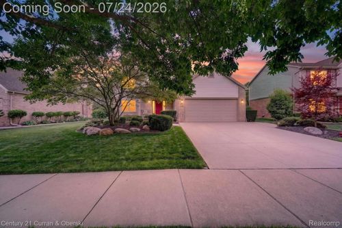 6585 Norwood Dr, Canton, MI, 48187-2469 | Card Image