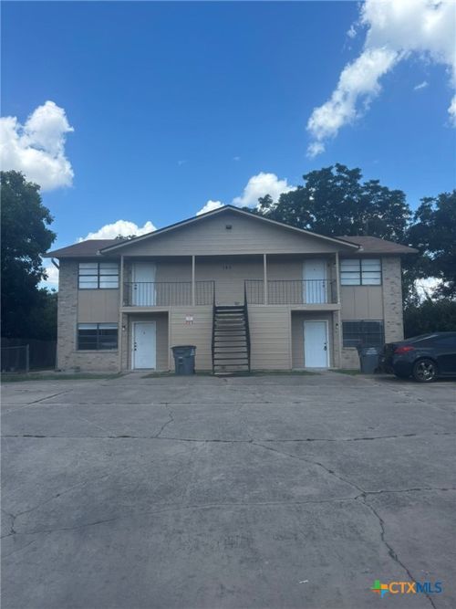 104 Milann St, Victoria, TX, 77901-2835 | Card Image