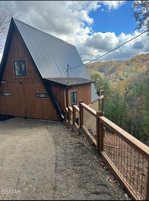 2438 Sunset Rd Road, Sevierville, TN, 37862 | Card Image
