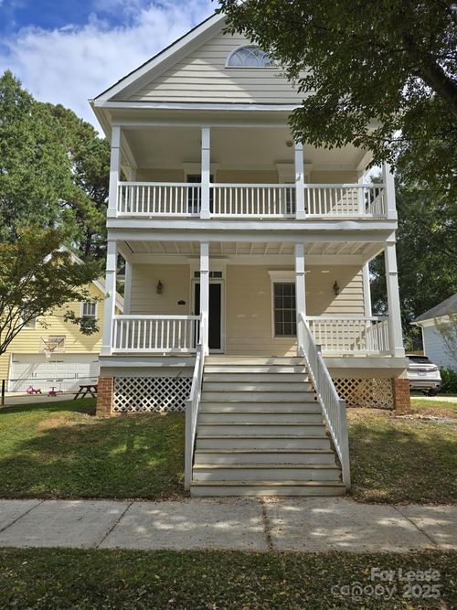 14022 Garden District Row, Huntersville, NC, 28078-5359 | Card Image