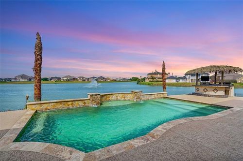 8 Cypress Point Ct, Manvel, TX, 77578-3385 | Card Image