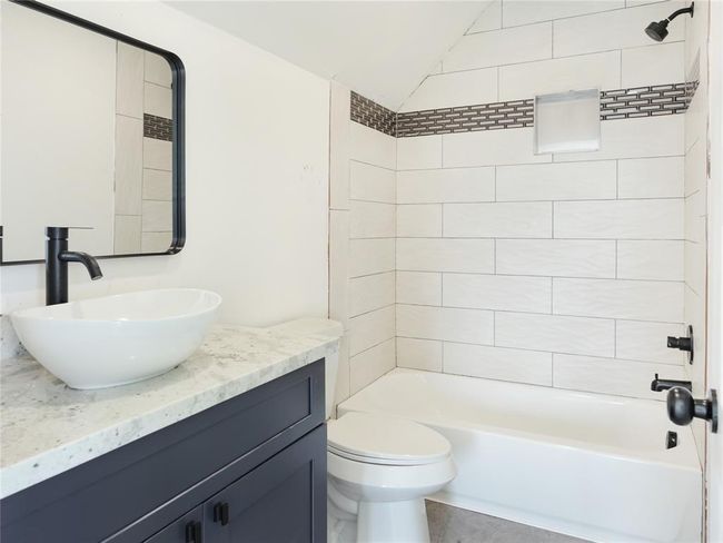 820 Angus Trl, House other with 5 bedrooms, 4 bathrooms and 2 parking in Angleton TX | Image 43