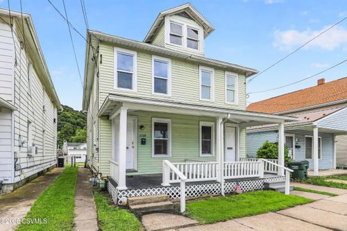 1029 Walnut St, Sunbury, PA, 17801-3230 | Card Image