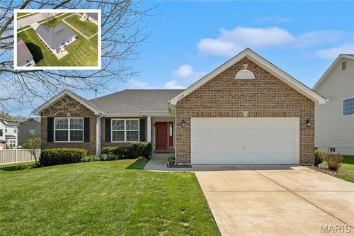1004 Still Water Dr, O Fallon, IL, 62269-3493 | Card Image