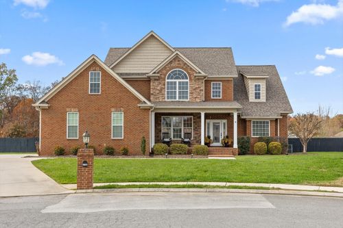 7796 Trout Lily Dr, Ooltewah, TN, 37363-5952 | Card Image
